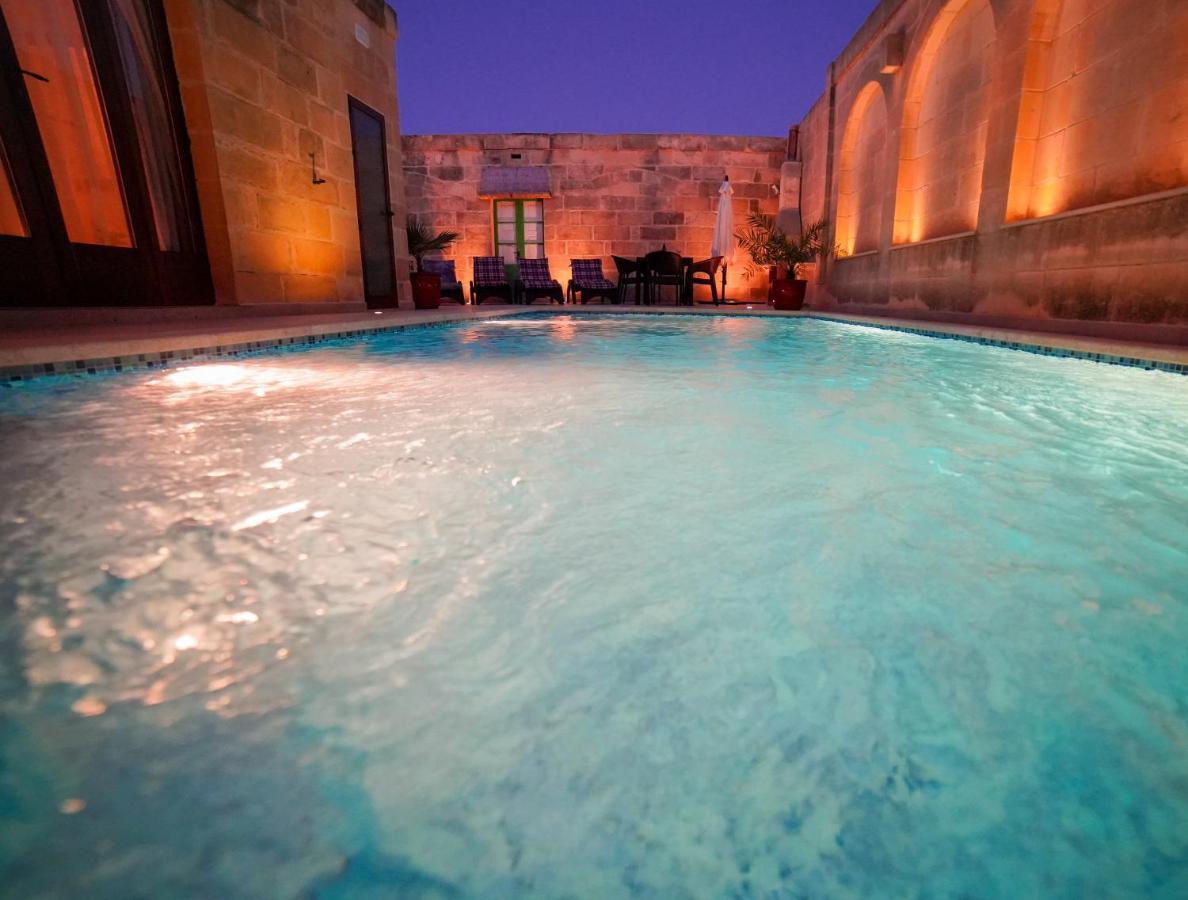 Sant Anton Tal-Qabbieza Farmhouse Kerċem エクステリア 写真